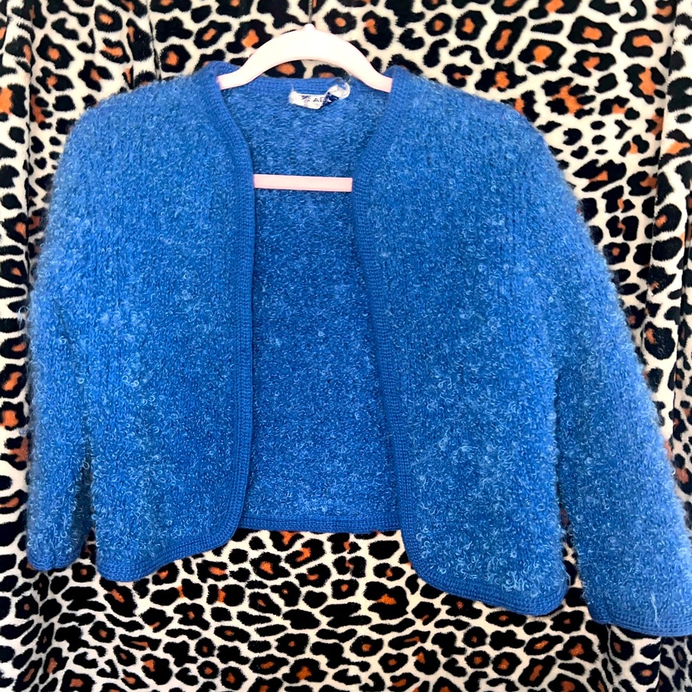 Vintage 60’s blue pin up sweater